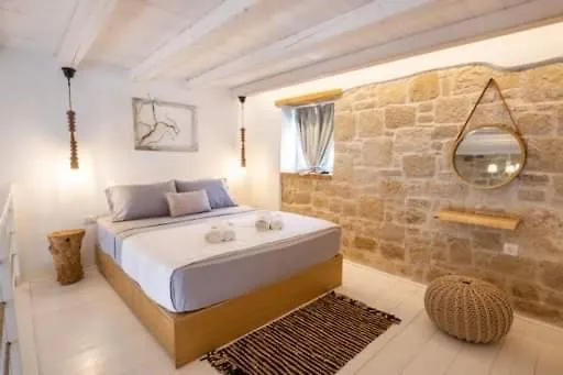 Grannys Villas Finiki